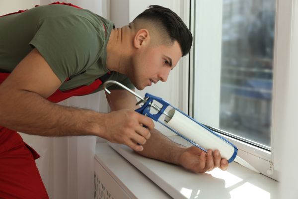 Cost of Window Caulking Repair in North Little Rock