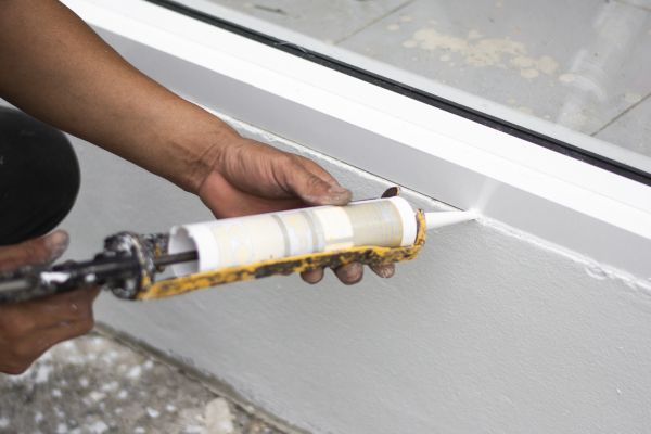 Cost of Caulk Replacement in North Little Rock